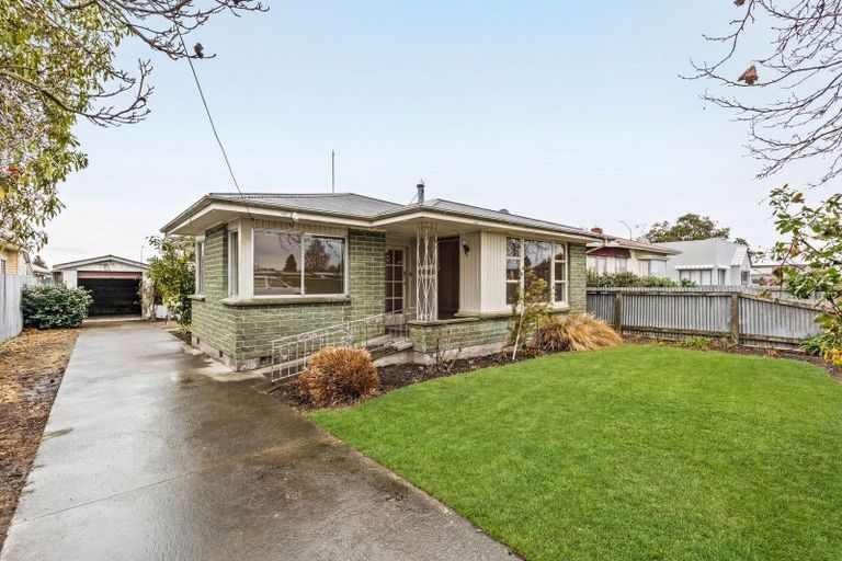 Photo of property in 18 Good Street, Rangiora, 7400