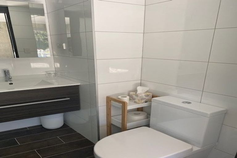 Photo of property in Frame Apartments, 803/111 Molesworth Street, Thorndon, Wellington, 6011