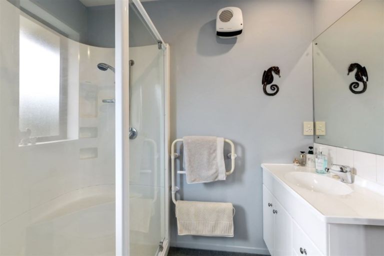 Photo of property in 3 Pasadena Place, Harewood, Christchurch, 8051