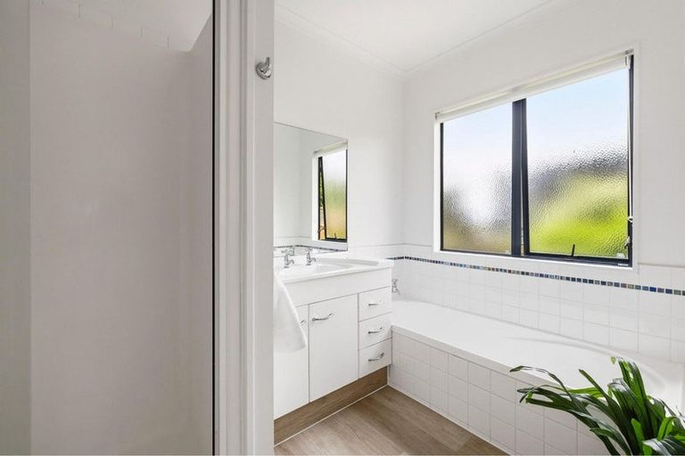 Photo of property in 37a Westwood Street, Bellevue, Tauranga, 3110