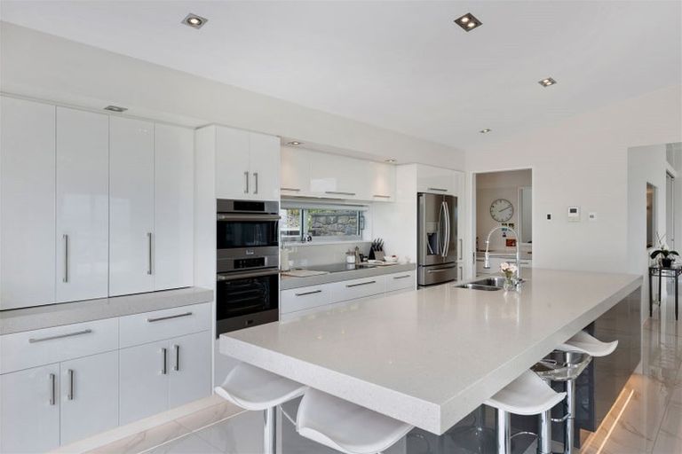 Photo of property in 1 Ti Kouka Eco Lane, Redcliffs, Christchurch, 8081