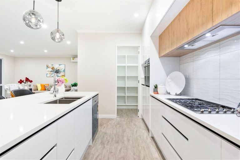 Photo of property in 89 Muriwai Road, Waimauku, 0812