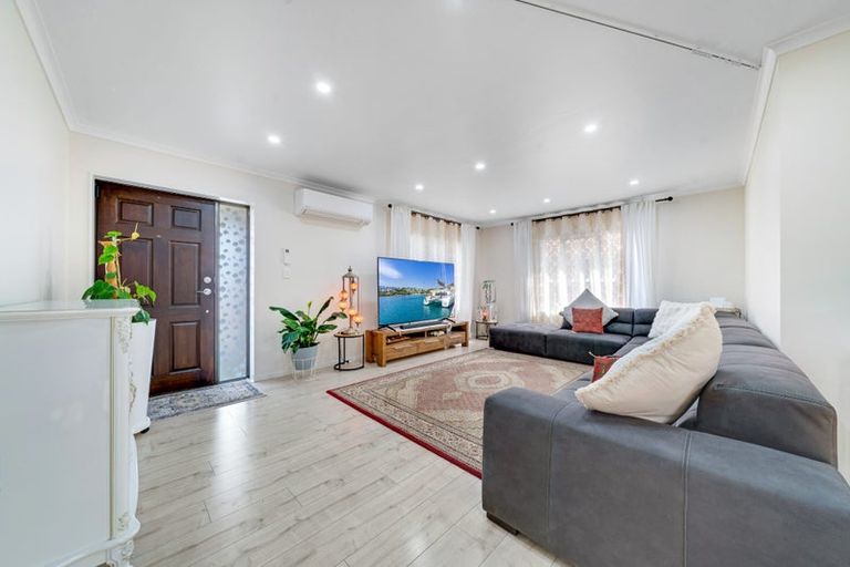 Photo of property in 122a Pah Road, Papatoetoe, Auckland, 2025