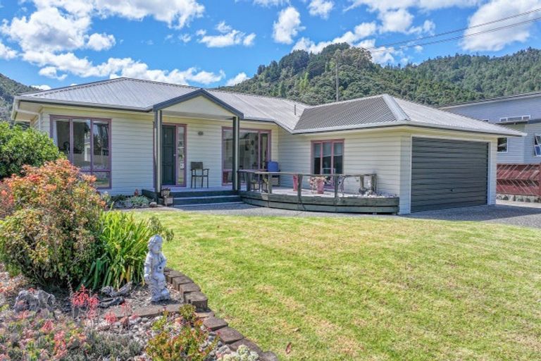 Photo of property in 6 Seaview Avenue, Te Puru, Thames, 3575