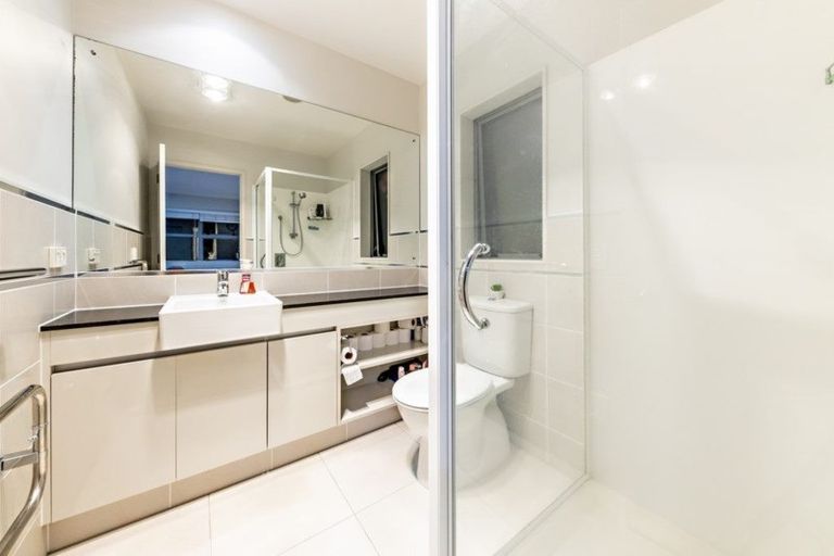 Photo of property in 34 Pickaberry Avenue, Karaka, Papakura, 2113