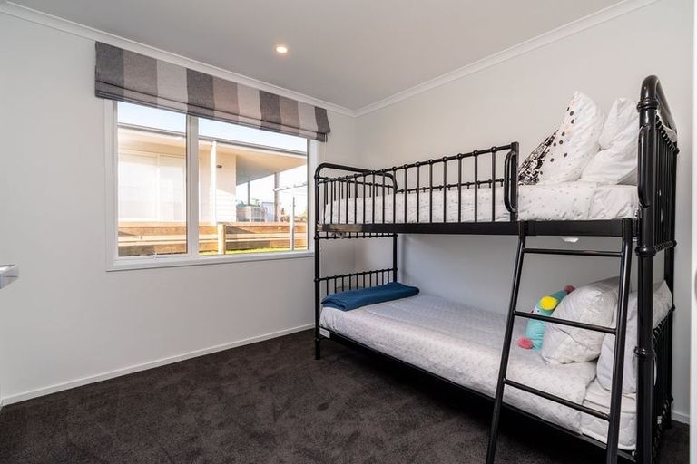 Photo of property in 24b Northcoast Place, Mangawhai Heads, Mangawhai, 0505