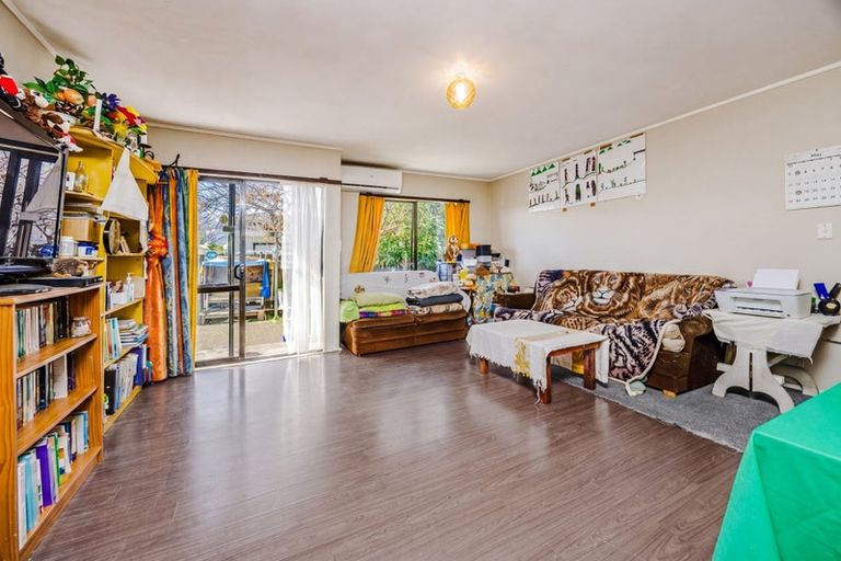 Photo of property in 1/38 Station Road, Takanini, 2112