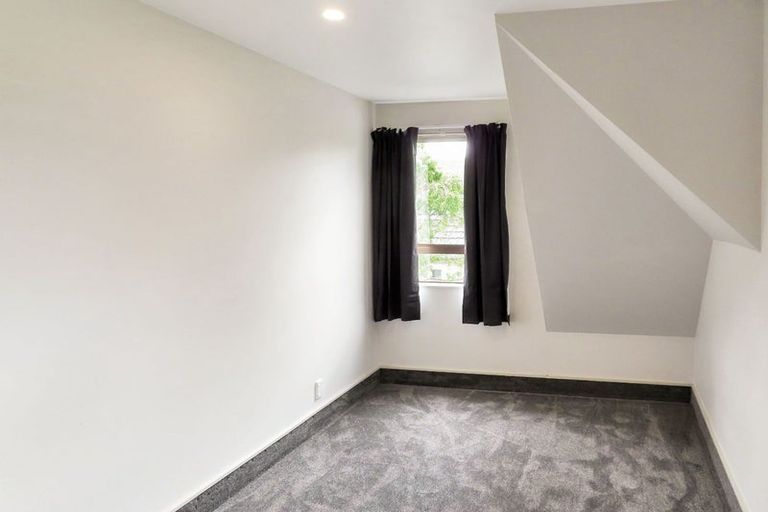 Photo of property in 2/39 Witako Street, Epuni, Lower Hutt, 5011
