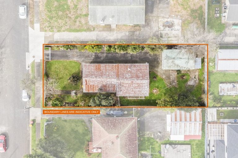 Photo of property in 12 Gardiner Grove, Mangere East, Auckland, 2024