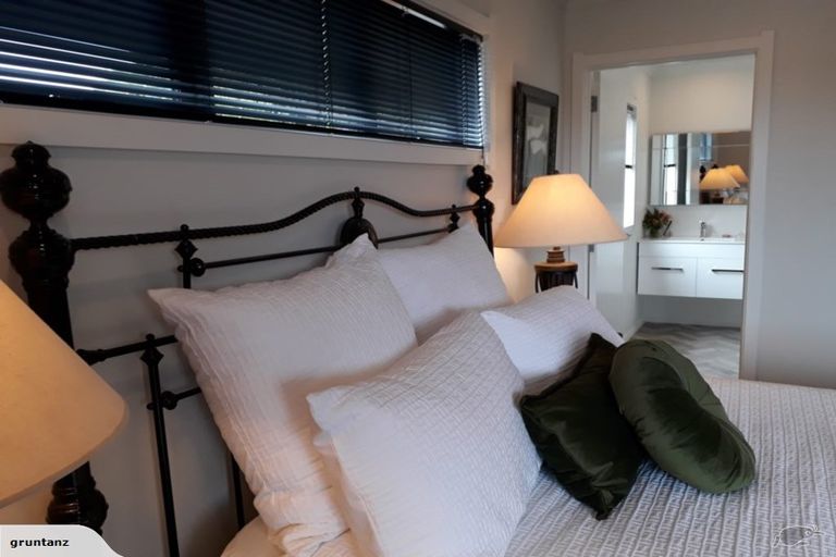 Photo of property in 39a Hetley Crescent, Taradale, Napier, 4112