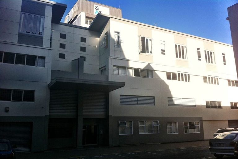 Photo of property in Dixonlane Apartments, 16/7 Feltex Lane, Te Aro, Wellington, 6011