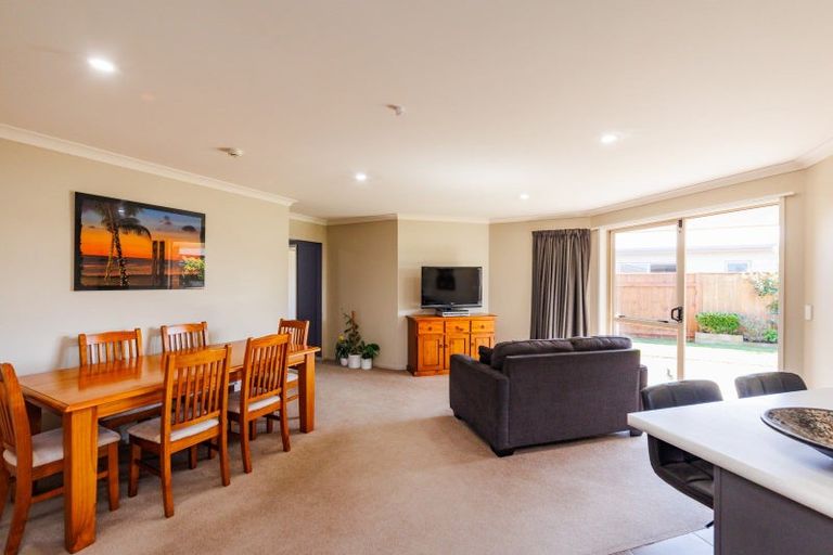 Photo of property in 23 Branigan Parade, Kelvin Grove, Palmerston North, 4414