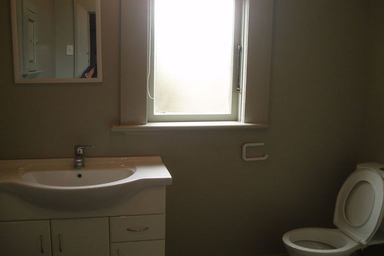 Photo of property in 857 Cumberland Street, North Dunedin, Dunedin, 9016