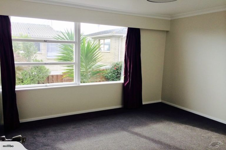 Photo of property in 2/28 Norman Road, Hauraki, Auckland, 0622