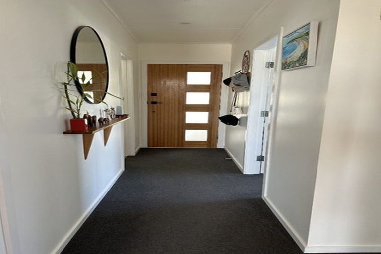 Photo of property in 254 Seaview Road, Stoke, Nelson, 7011