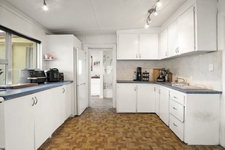 Photo of property in 12 Kirkland Street, Green Island, Dunedin, 9018