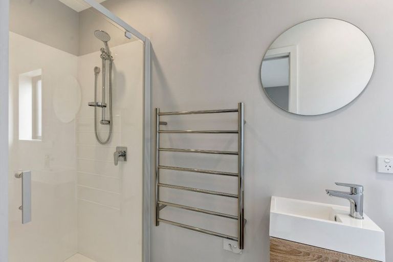 Photo of property in 4/9 Grove Road, Addington, Christchurch, 8024