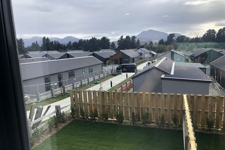 Photo of property in Northlake, 30 Glenavon Green, Wanaka, 9305