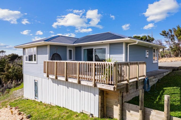 Photo of property in 65c Otara Road, Kaiwaka, 0573