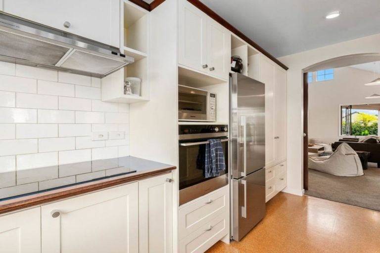 Photo of property in 18 Little Oak Common, Wanaka, 9305