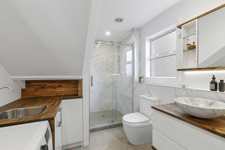 Photo of property in 26a Ponsonby Road, Karori, Wellington, 6012