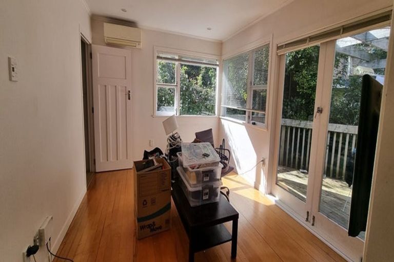 Photo of property in 2/8 Greenhill Crescent, Pakuranga, Auckland, 2010