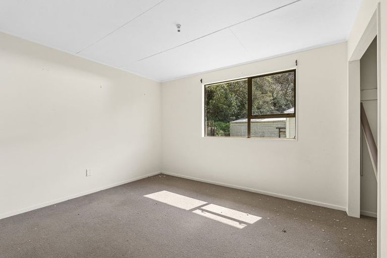 Photo of property in 17 Thames Street, Welbourn, New Plymouth, 4310