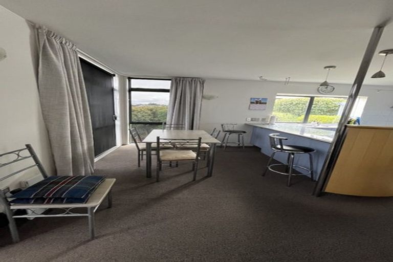 Photo of property in 2/57 Arrowsmith Avenue, Waipahihi, Taupo, 3330