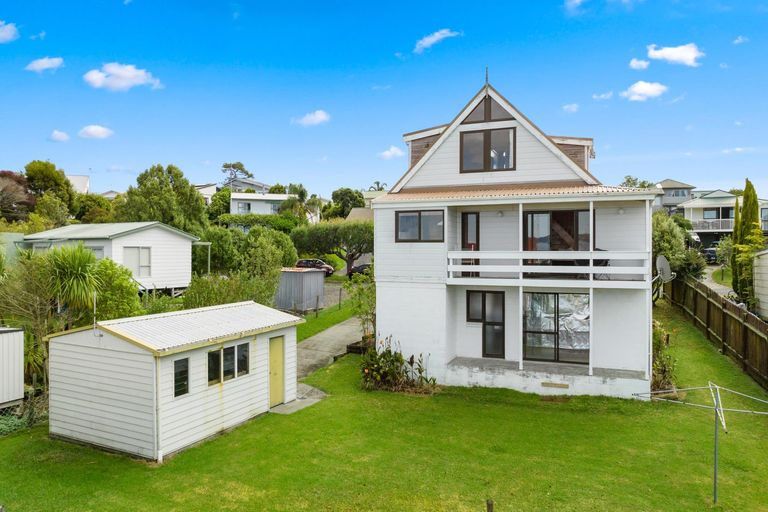 Photo of property in 12 Matangi Terrace, Snells Beach, 0920