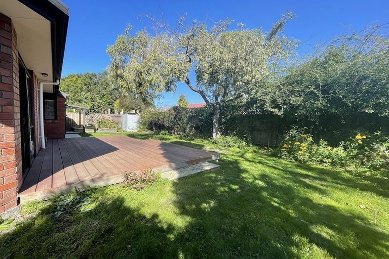 Photo of property in 2/61a Condell Avenue, Papanui, Christchurch, 8053