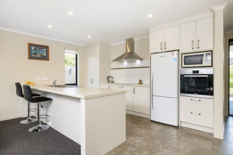 Photo of property in 112 Kennedy Road, Pyes Pa, Tauranga, 3112
