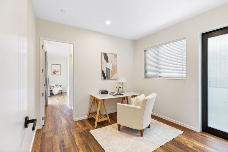 Photo of property in 6 Hato Road, Hobsonville, Auckland, 0616