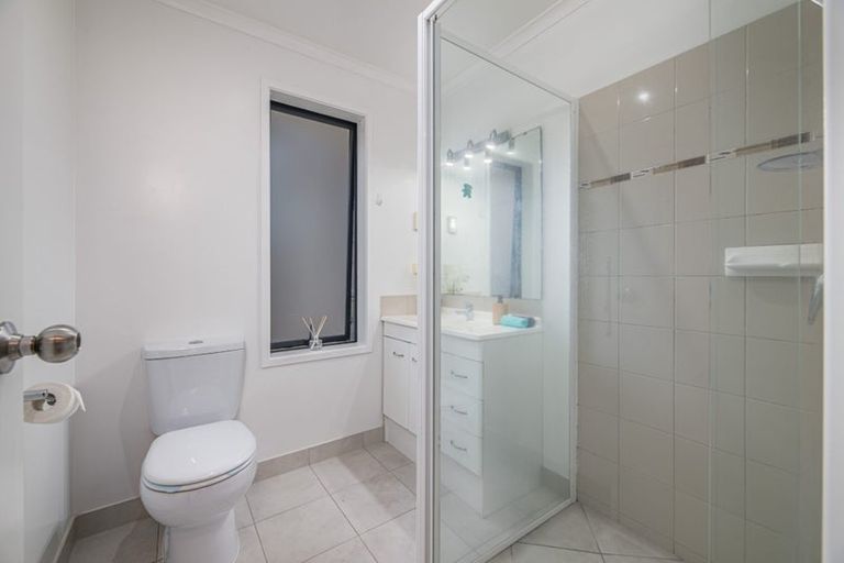 Photo of property in 62 Waitaki Street, Henderson, Auckland, 0612