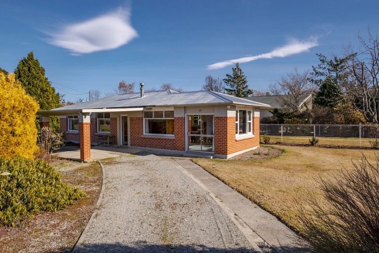 Photo of property in 27 Leask Street, Omakau, 9376