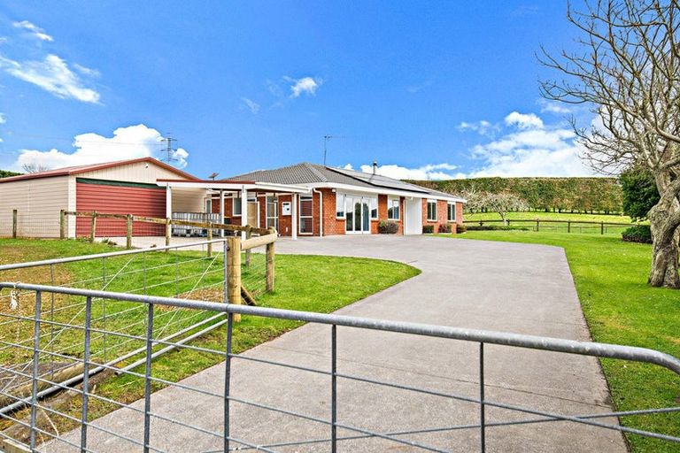 Photo of property in 14 Sherwood Drive, Glenbrook, Pukekohe, 2679