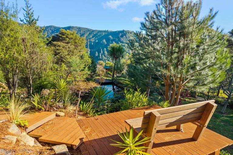 Photo of property in 165 Boons Valley Road, Waikawa, Picton, 7220