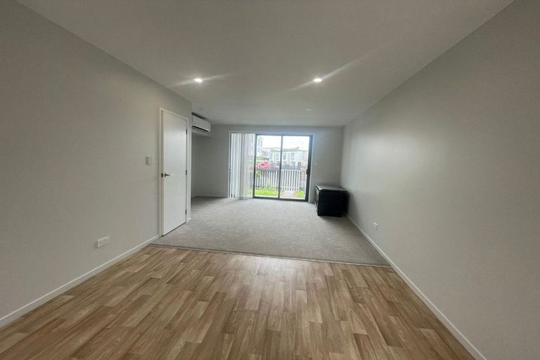 Photo of property in 79 Huri Street, Mangere Bridge, Auckland, 2022