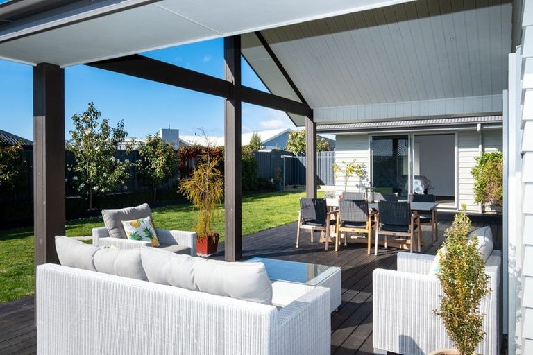 Photo of property in 11 Whakatomo Place, Havelock North, 4130