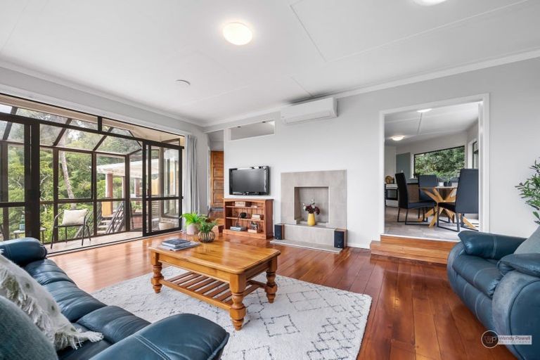 Photo of property in 4 Wairere Road, Belmont, Lower Hutt, 5010