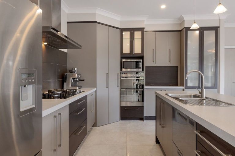 Photo of property in 38 Palazzo Drive, Papamoa Beach, Papamoa, 3118