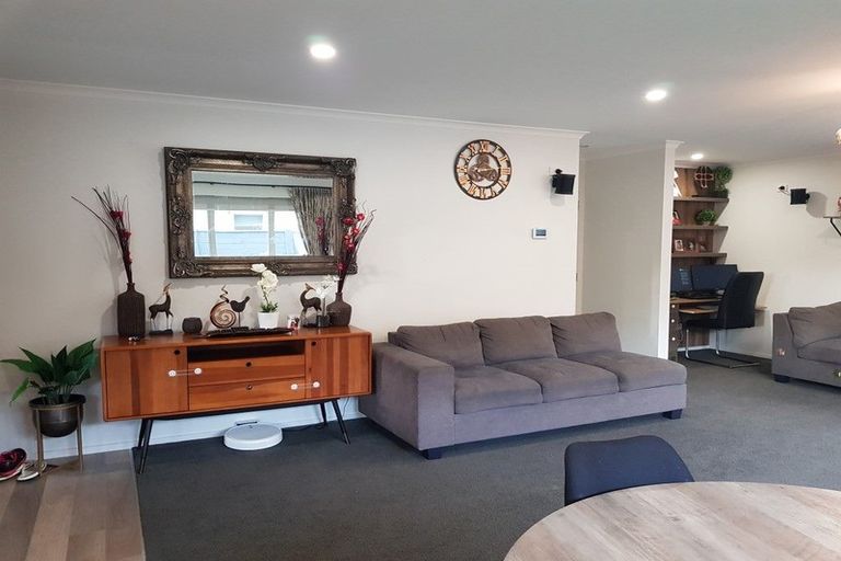 Photo of property in 10 Shearwater Lane, Whitby, Porirua, 5024