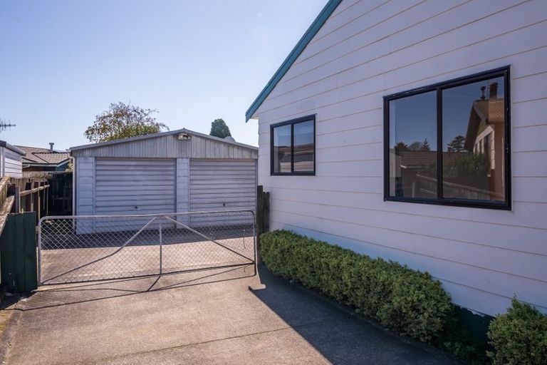 Photo of property in 4 Broadbelt Grove, Levin, 5510