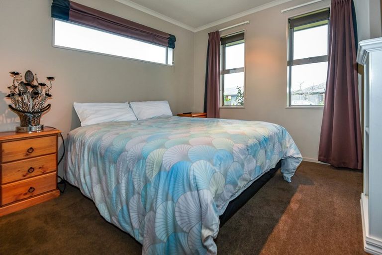 Photo of property in 33 Dryden Avenue, Rolleston, 7614