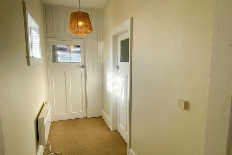 Photo of property in 7 Celia Street, Redcliffs, Christchurch, 8081