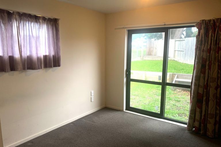 Photo of property in 26 Nile Road, Kelston, Auckland, 0602