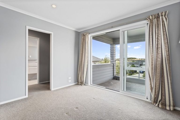 Photo of property in 45 Maylee Crescent, Gulf Harbour, Whangaparaoa, 0930