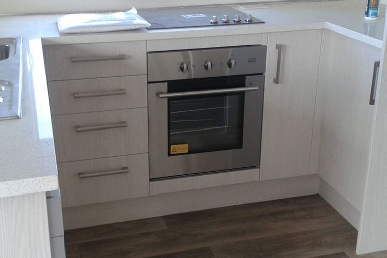 Photo of property in 37 Hibiscus Coast Highway, Silverdale, 0932