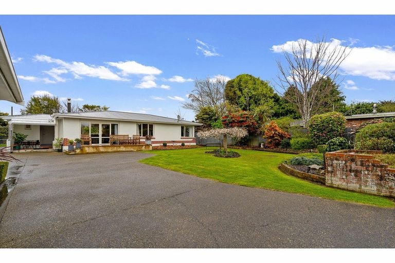 Photo of property in 1 Collean Street, Wallacetown, 9816