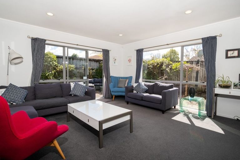 Photo of property in 244 Waitemata Drive, Ranui, Auckland, 0612