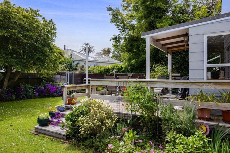 Photo of property in 237a South Road, Hawera, 4610